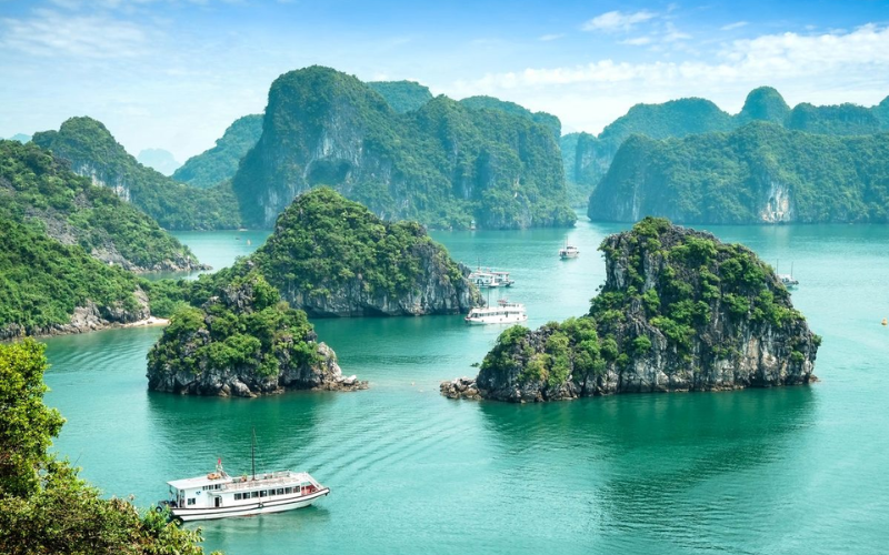 VIETNÃ E CAMBOJA EM SUA COMPLETA VIAGEM de 18 DIAS